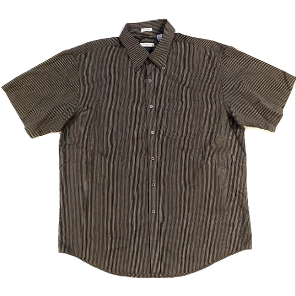 3/$20 Van Heusen Black/Gold Stripes Button Down Shirt - Picture 1 of 6